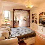 Dama Charming 100m From Piazza Del Campo * Siena