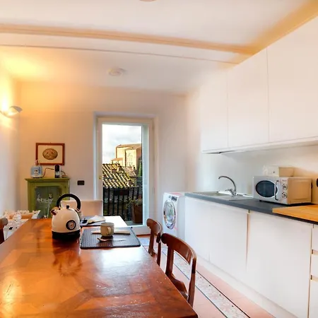 Apartamento Dama Charming 100m From Piazza Del Campo Siena